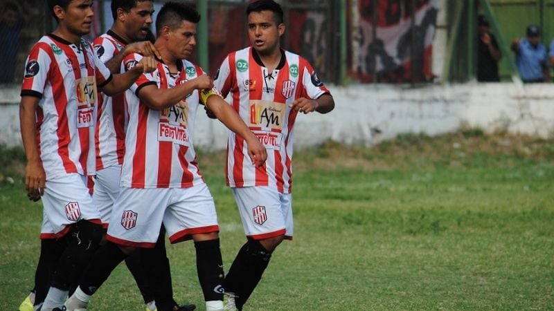 Villa “Lencina” dejó al “León” en el Federal C