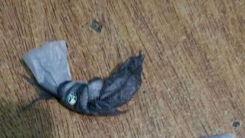 Arrestan a un joven y secuestran droga