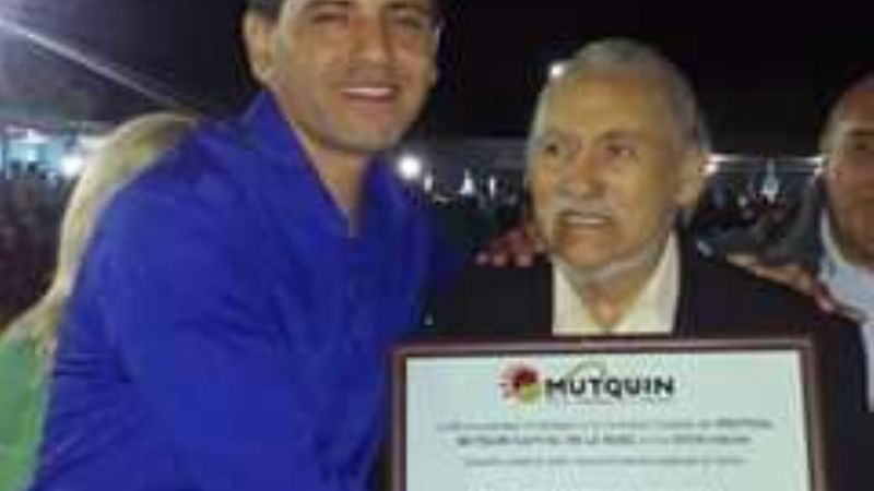 Reconocimientos a destacados artistas de Mutquín