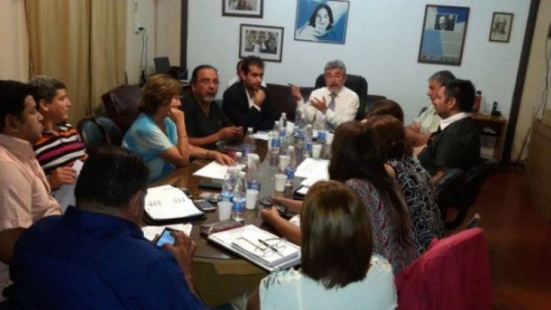 Gremios docentes no quieren comenzar las clases