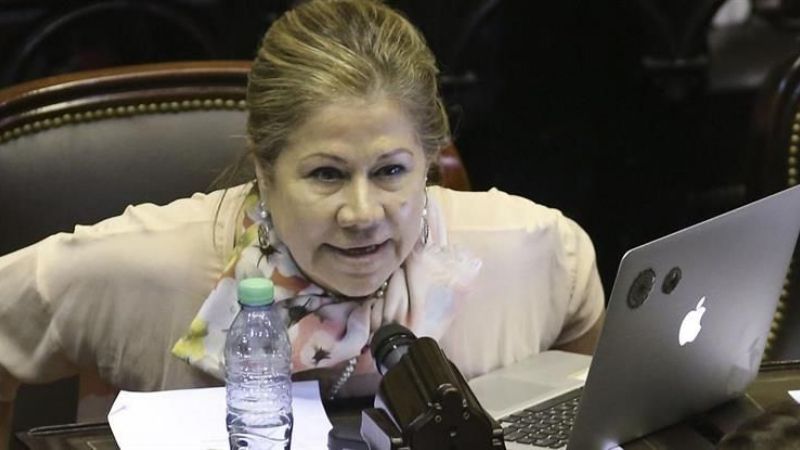 "Lo del Correo es un escándalo como los bolsos de José López"