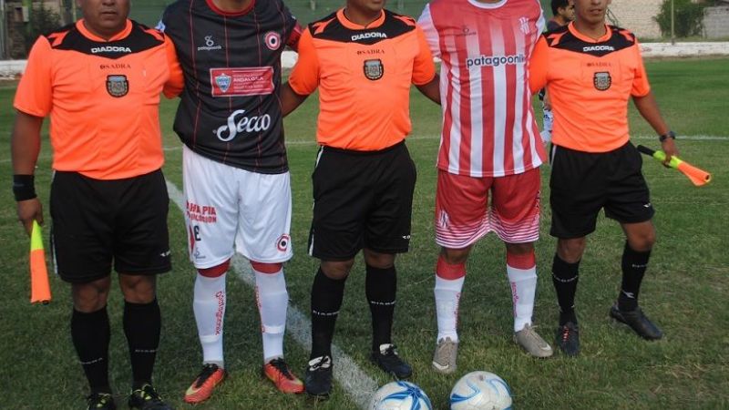 Villa Cubas ganó un partidazo, 5 a 3, pero se lo perdió la gente