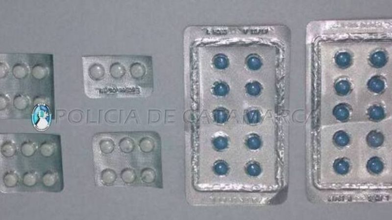 Tres aprehendidos por ofrecer pastillas en la calle