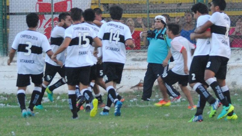 El “Rojito” se durmió y el “Negro” se lo empató: 3 a 3