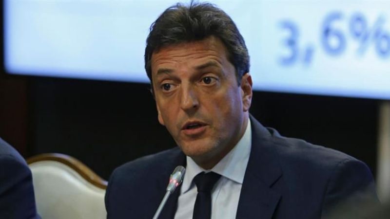 Macri debe "dar marcha atrás" con el acuerdo por el Correo