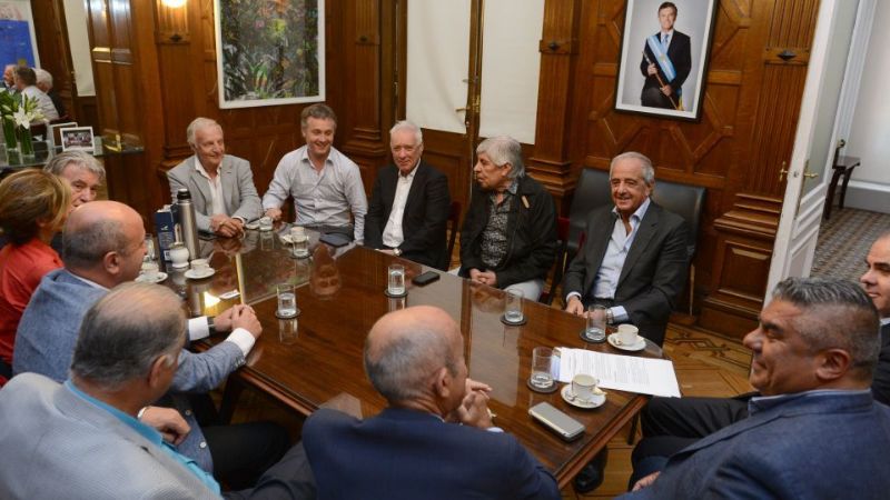 Gobierno y AFA acuerdan fin del Fútbol Para Todos por $530 millones