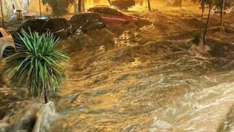 Feroz tormenta arrasó a Villa Carlos Paz