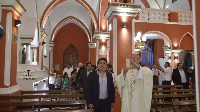 Nóblega inauguró refacciones en la Iglesia San Juan Bautista