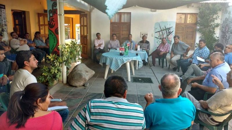 Fernández en la entrega de personería jurídica a bodegueros y viñateros de Siján