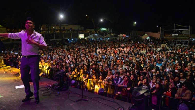 Con Américo, Peteco Carabajal y Los Sacheros cerró el “Fray de Mil Canciones”