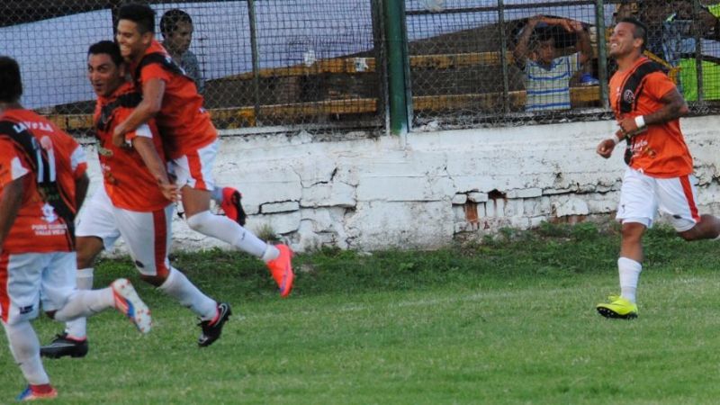 Villa Dolores venció al CAI capitalino y “mandan” los chacareros