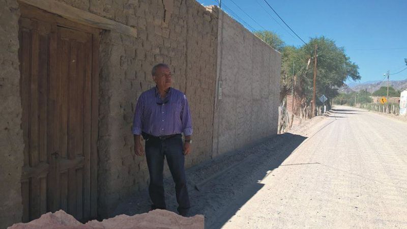 Marcial recorrió obras de pavimentación de la Ruta 40