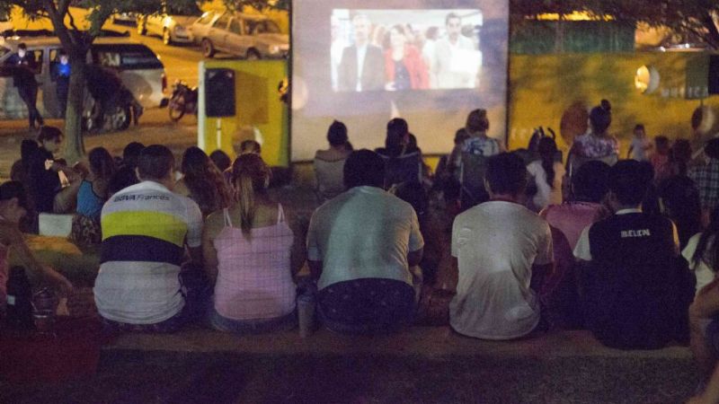 El cine móvil va a El Rodeo