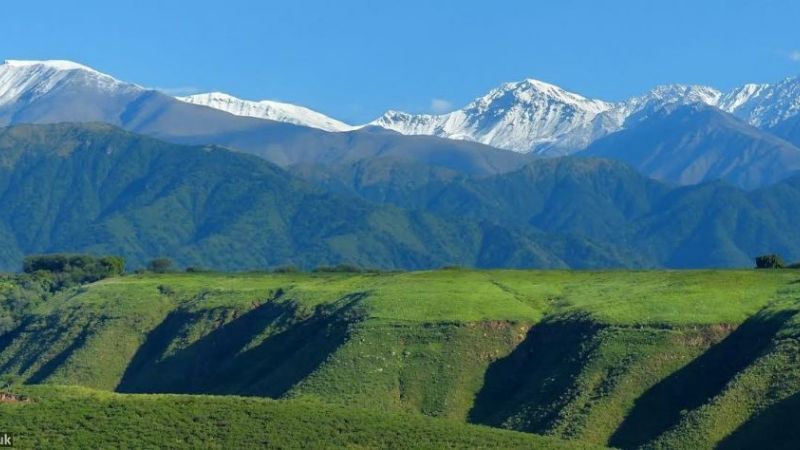 Aconquija ya papita los 10km. de la 10ma.edición de El Llastay