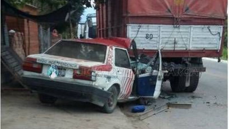 Chocó contra un camión en Santa María