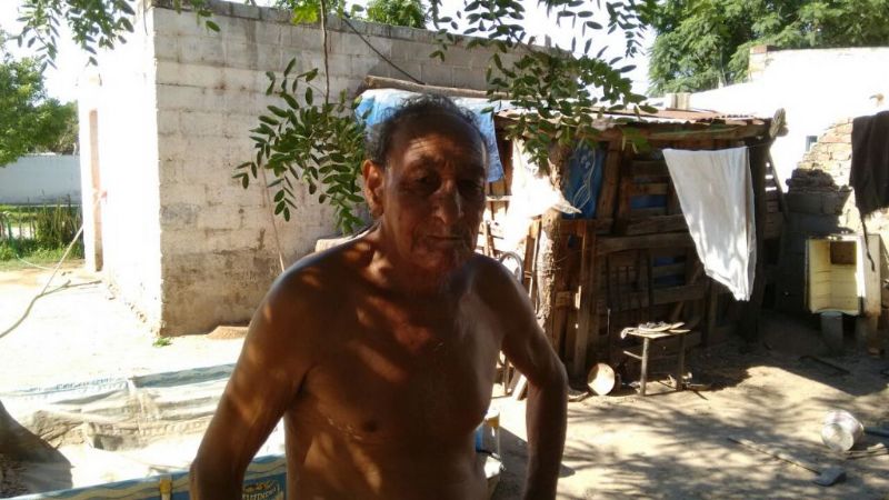 Pide ayuda tras ser desalojado en Recreo