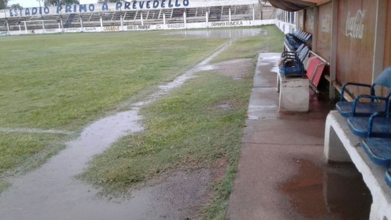 Por la lluvia, se suspendió el partido entre Villa Dolores e Independiente de San Antonio