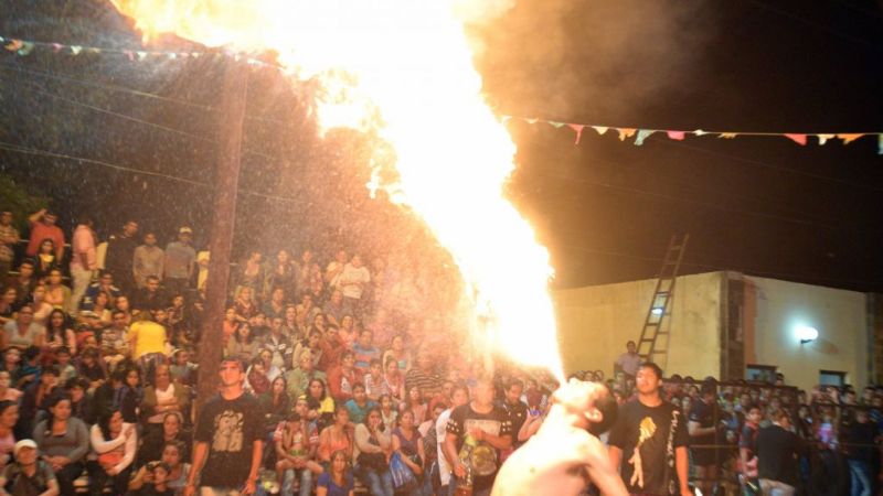20.000 personas se hicieron presentes en "Fray de Carnavales"