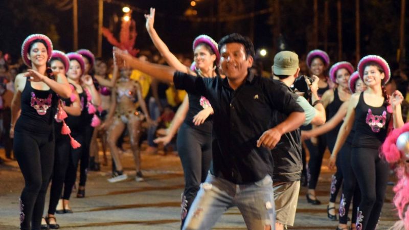 20.000 personas se hicieron presentes en "Fray de Carnavales"