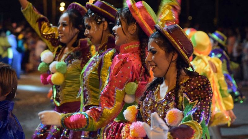 20.000 personas se hicieron presentes en "Fray de Carnavales"