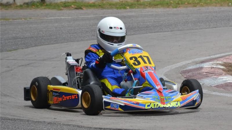 José Arce y Brahim Bottcher “estrenan” el Kart Nacional en Caroya