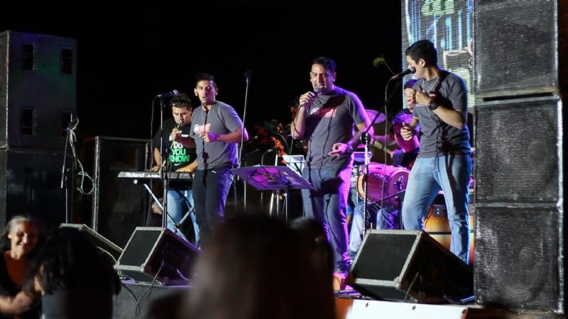 Exitoso espectáculo del ciclo “Aquí Cultura” y “Viva la Plaza” en las Mil Viviendas