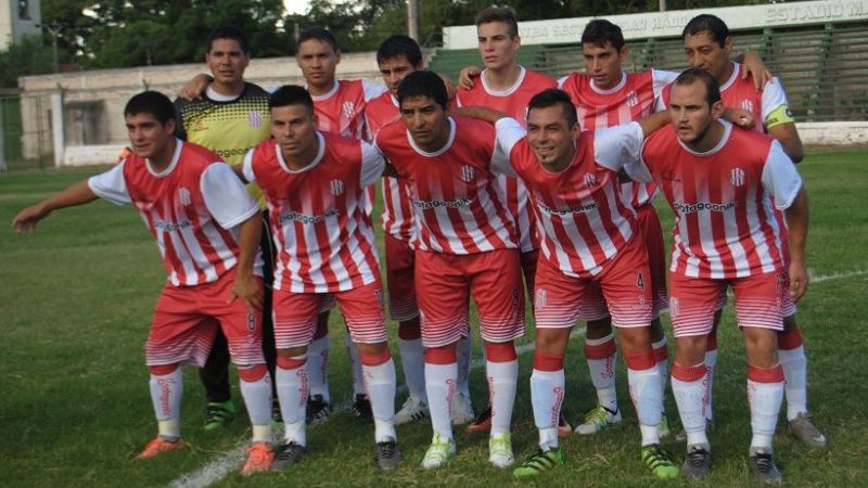 Cinco clubes catamarqueños van pasando de fase en el Federal “C”
