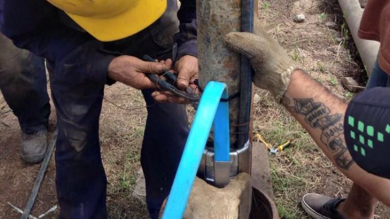 Se normalizó el servicio de agua potable en Villa San Roque