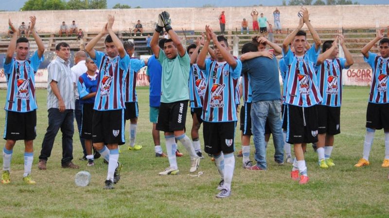 La Estación venció a Obreros y Newbery de Pomán es el líder