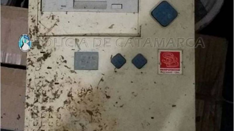 Encuentran computadora abandonada