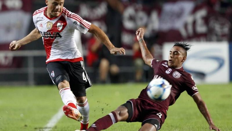 Lanús goleó 3-0 a River se quedó con la Supercopa Argentina