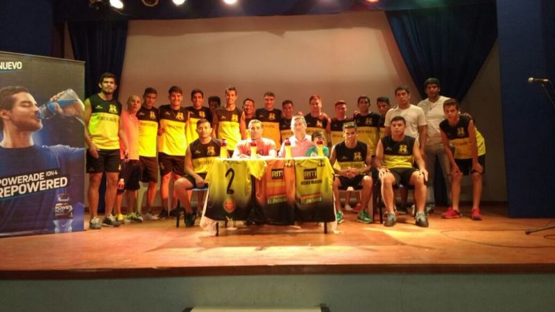 Deportivo Obrero presentó equipo oficial