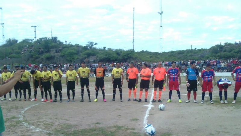 San Martín se impuso 2 a1 a Deportivo Obrero en Recreo