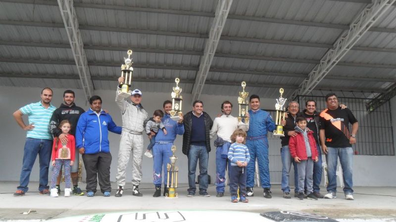 Sampayo y Lobo los ganadores en El Rodeo