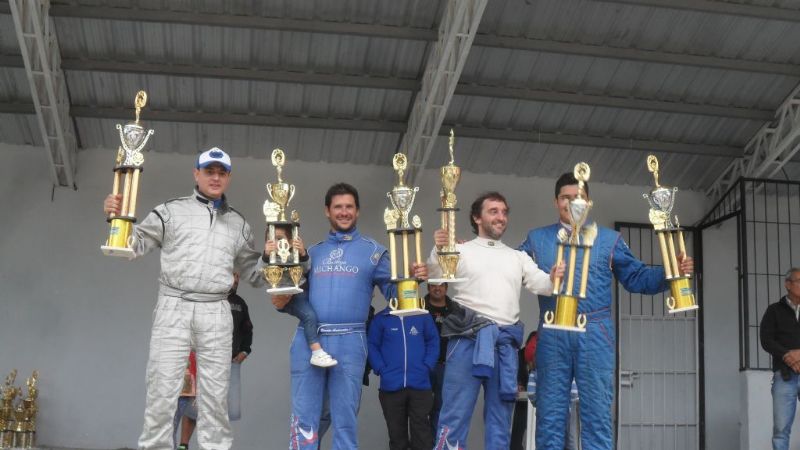 Sampayo y Lobo los ganadores en El Rodeo