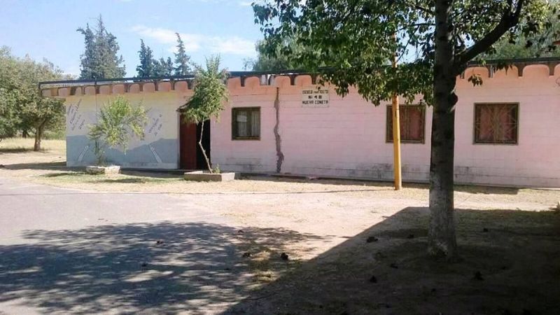 El senador Corpacci recorrió obras de ampliación y refacción de la Escuela N°48