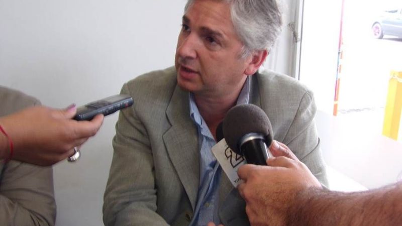 ¿Echan a Lobo Vergara de la UCR?