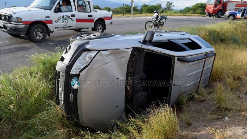Volcó un auto cerca de la Circunvalación