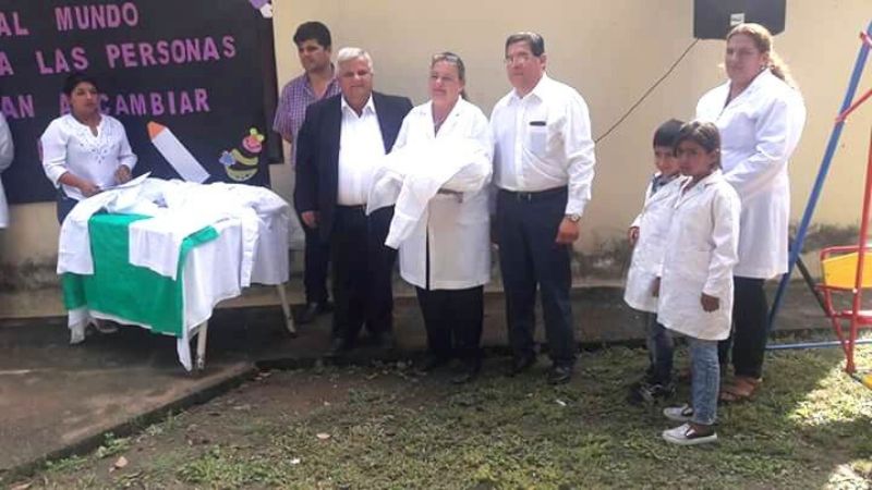 Entregaron guardapolvos en la Escuela Hogar N°602 de Icaño