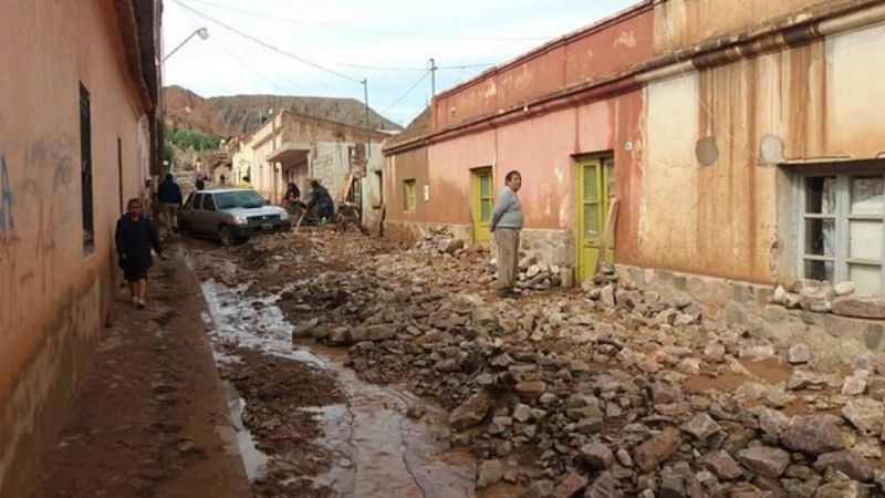 Alud de piedra y barro provocó destrozos en Tilcara
