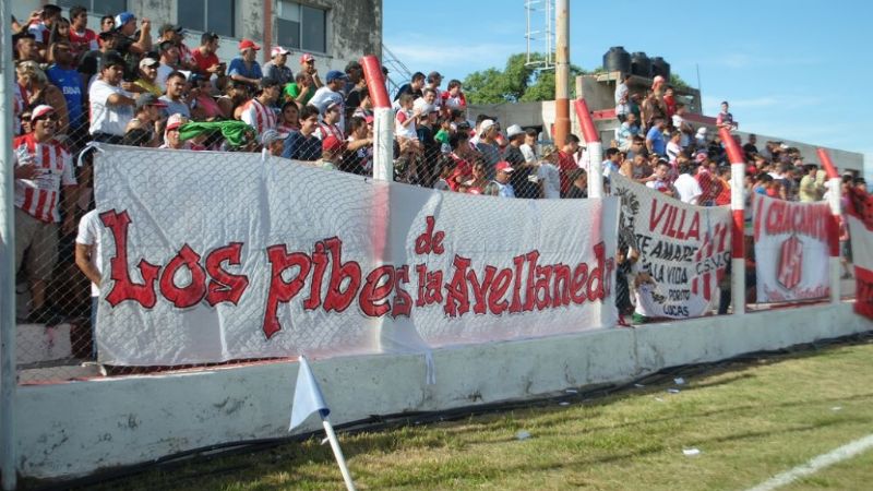 En la fiesta del regreso a “La Leonera”, Villa Cubas aseguró el “1”