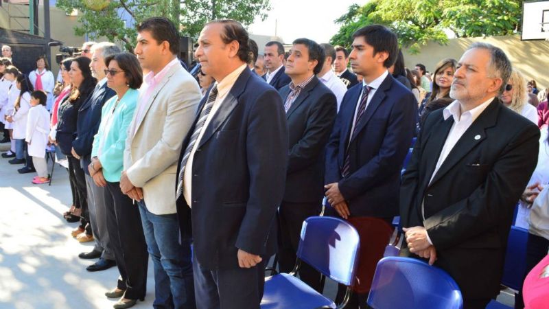 Senadores en la inauguración de obras en la Escuela Especial “Luisa María Sesín”