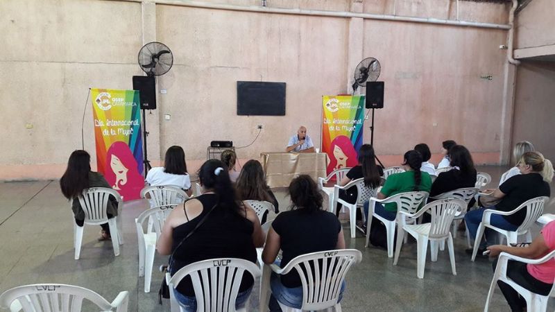 Exitosa campaña contra el cáncer de mama y cuello uterino