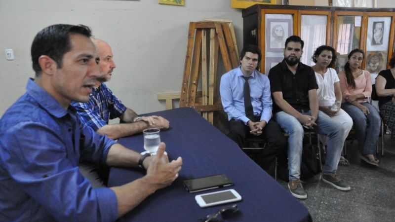 Morabito en la Secretaría de Extensión Universitaria