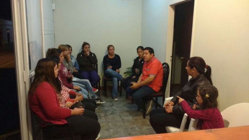 Senador Ojeda recibió a estudiantes de Biología