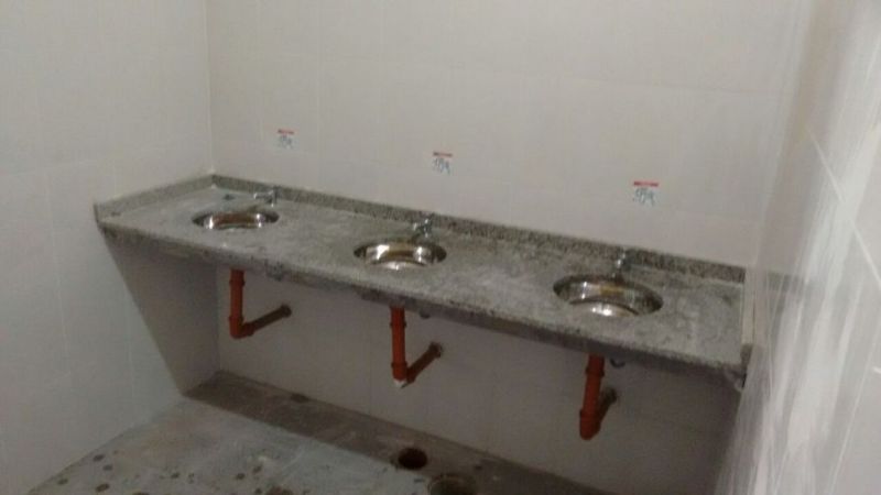 Desde diciembre trabajan en la refacción total de la Escuela 197 de Recreo