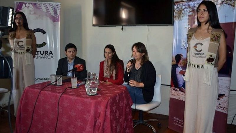 Se presentó la Feria Artesanal Manos Catamarqueñas