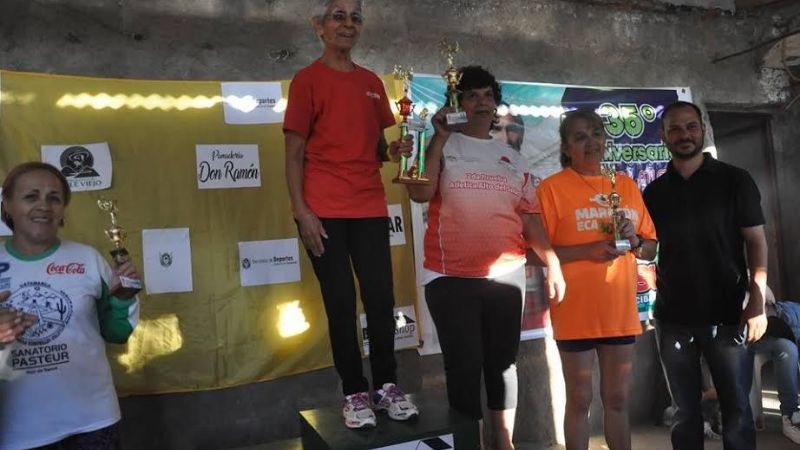 Lucas Castro y Mónica Giménez “volaron” en la “Pedro Arias”