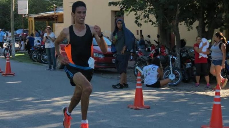 Lucas Castro y Mónica Giménez “volaron” en la “Pedro Arias”