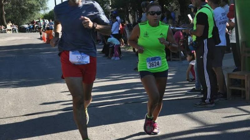 Lucas Castro y Mónica Giménez “volaron” en la “Pedro Arias”